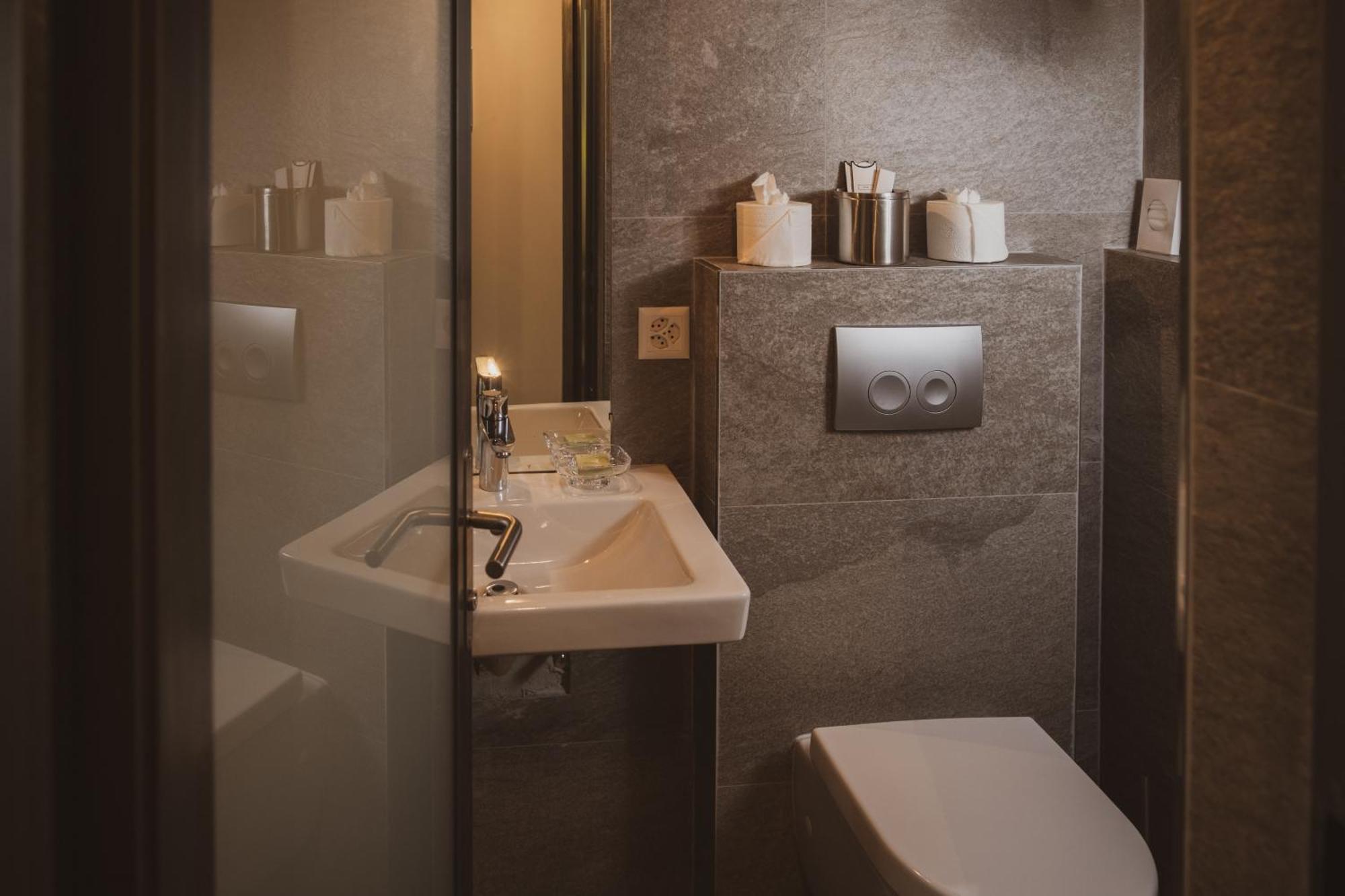 Backstage Hotel Serviced Apartments Zermatt Zewnętrze zdjęcie