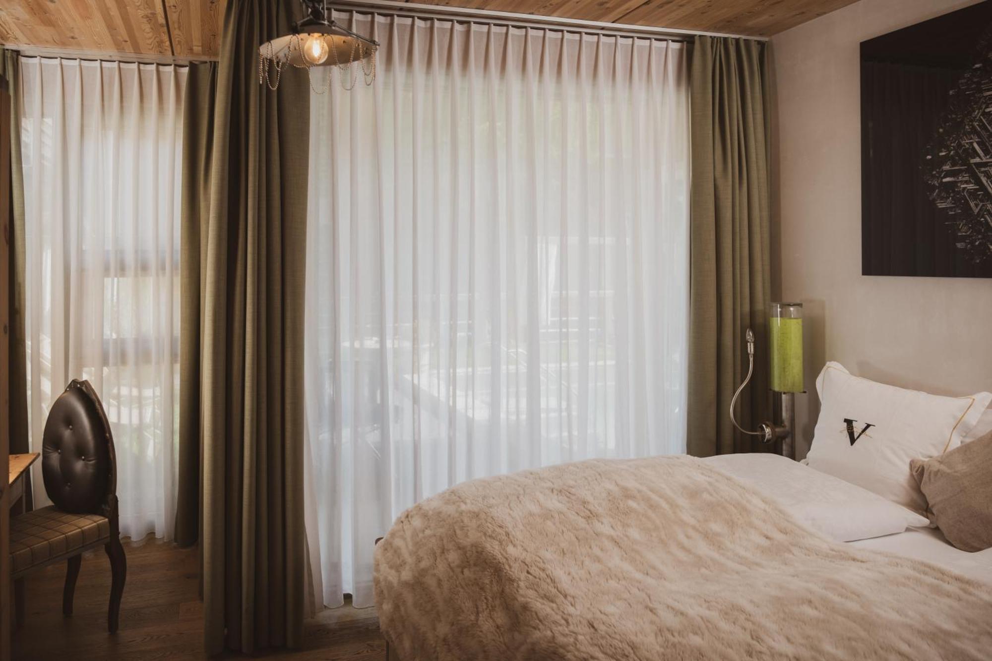 Backstage Hotel Serviced Apartments Zermatt Zewnętrze zdjęcie