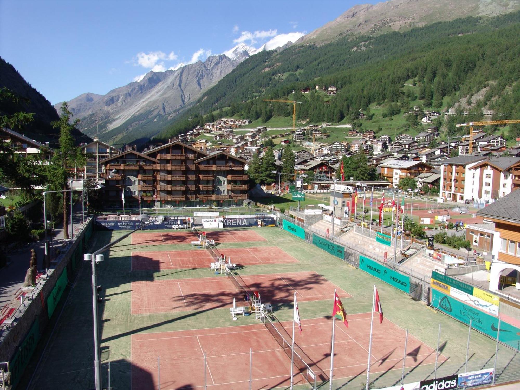 Backstage Hotel Serviced Apartments Zermatt Zewnętrze zdjęcie